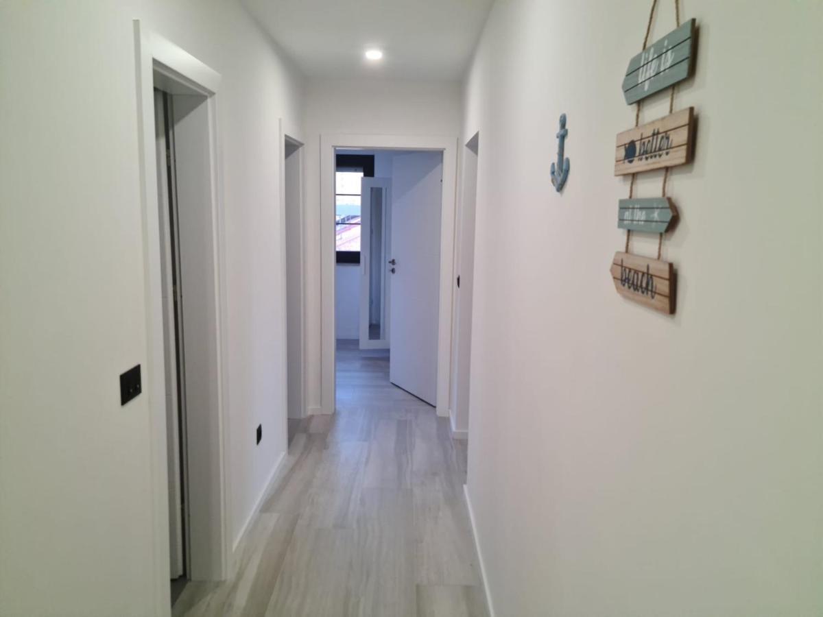 Appartments Akrapovic Vrsi Esterno foto
